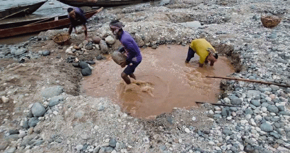 সিলেটে পাথর লুটের ঘটনায় মামলা, আসামি ১৫০০