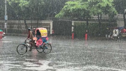 ৫ দিন ভারি বর্ষণের পূর্বাভাস, বজ্রসহ বৃষ্টি হতে পারে যেসব অঞ্চলে 