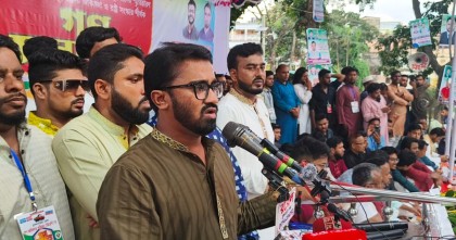 মুজিব হাসিনার থেকেও স্বৈরাচারী ছিলেন: রাশেদ খান