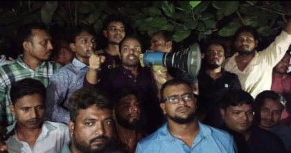 চাঁপাইনবাবগঞ্জে খালেদা জিয়ার জন্মদিন নিয়ে কটূক্তির প্রতিবাদে বিএনপির বিক্ষোভ