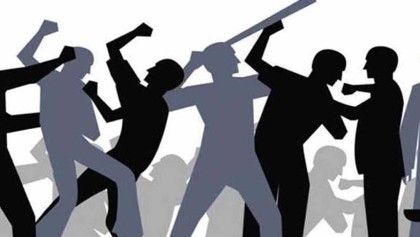 নরসিংদীতে বিএনপির দু’গ্রুপে সংঘর্ষে গুলি-ককটেল বিস্ফোরণ