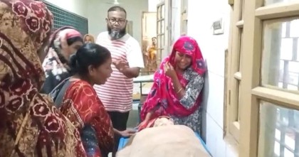 চুয়াডাঙ্গায় ইজিবাইকের ধাক্কায় নারীর মৃত্যু