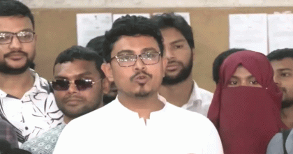 ডাকসুকে ব্যবহার করে বড় নেতা হয়েছেন, শিক্ষার্থীদের উন্নয়ন হয়নি: সাদিক কায়েম