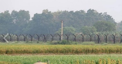 মেহেরপুরের সীমান্তে থেকে বাংলাদেশী এক যুবককে ধরে নিয়ে গেছে ভারতীয় বিএসএফ