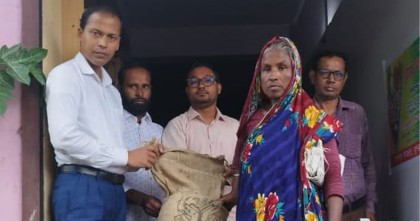 সুন্দরগঞ্জে হতদরিদ্র ২৬ হাজার কার্ডধারীর মাঝে স্বল্পমূল্যে চাল বিতরণ শুরু