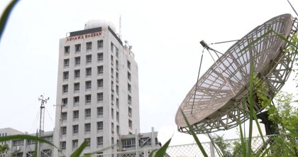 দেশের সাত জেলায় ৬০ কিলোমিটার বেগে ঝড় ও বজ্রসহ বৃষ্টির আভাস