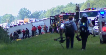 নিউইয়র্কে পর্যটকবাহী বাস দুর্ঘটনায় নিহত পাঁচ