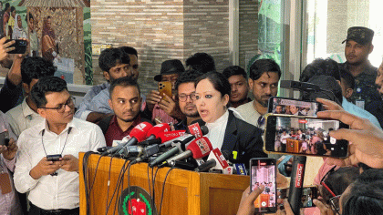 ১৫ বছর যে নেতাকর্মীদের জন্য লড়াই করলাম, তারাই আজ আমাকে ধাক্কা দিয়েছে: রুমিন ফারহানা