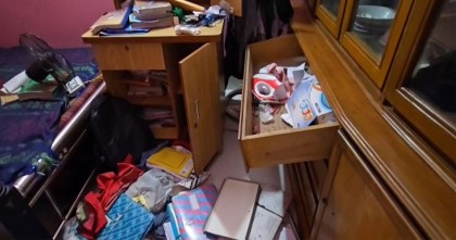 সাভারে ডিবি পরিচয়ে বাড়িতে ডাকাতি