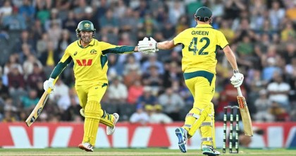 রান পাহাড় ও রেকর্ডের বৃষ্টিতে বিশাল জয় অস্ট্রেলিয়ার