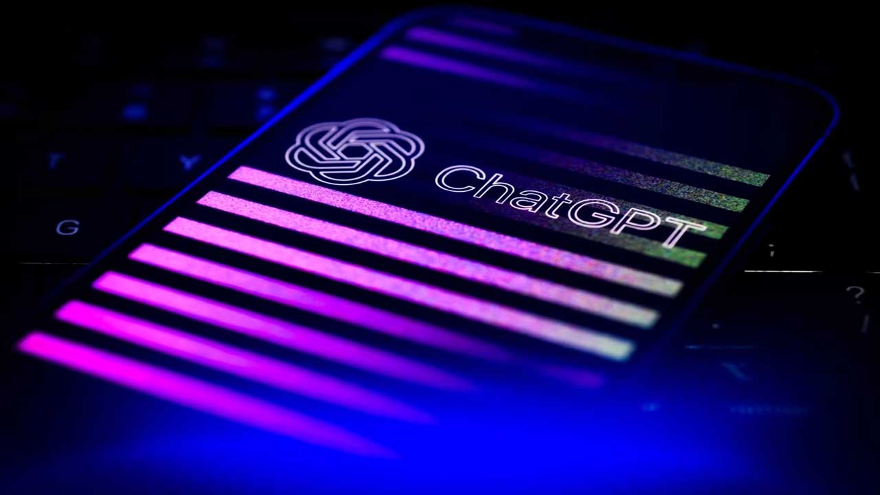 চ্যাটজিপিটির সহায়তায় ছেলের আত্মহত্যা;  ওপেনএআই ও স্যাম আল্টমানের বিরুদ্ধে মার্কিন দম্পতির মামলা