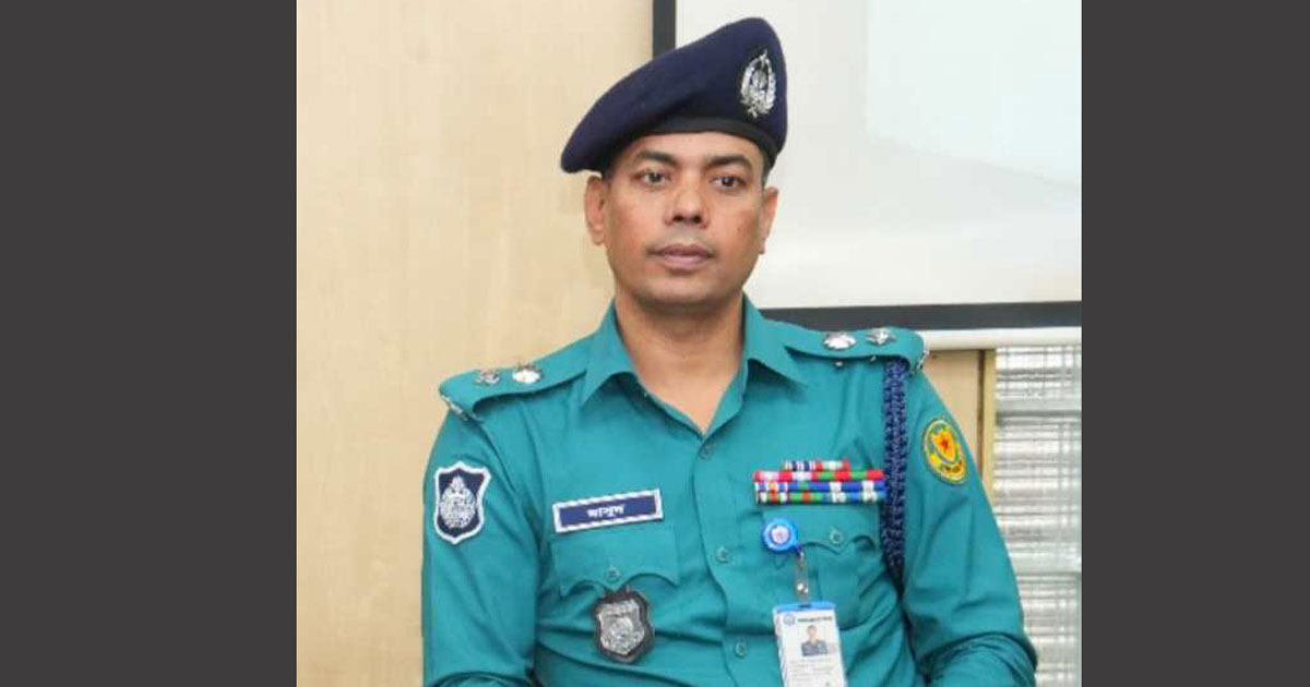 রমনার ডিসি মাসুদের সেই ছবিটি এআই দিয়ে তৈরি