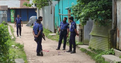 সিরাজগঞ্জে ধর্মীয় কটূক্তির অভিযোগে যুবককে গণপিটুনি ও থানায় সোপর্দ