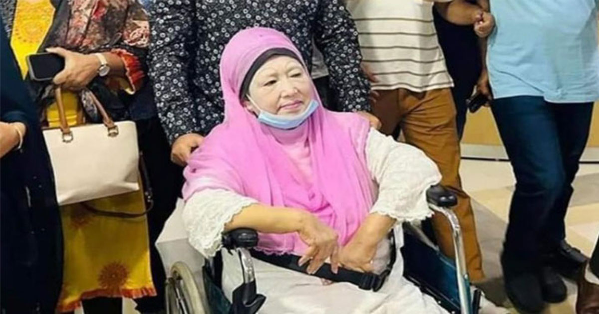 স্বাস্থ্য পরীক্ষা শেষে বাসায় ফিরেছেন খালেদা জিয়া