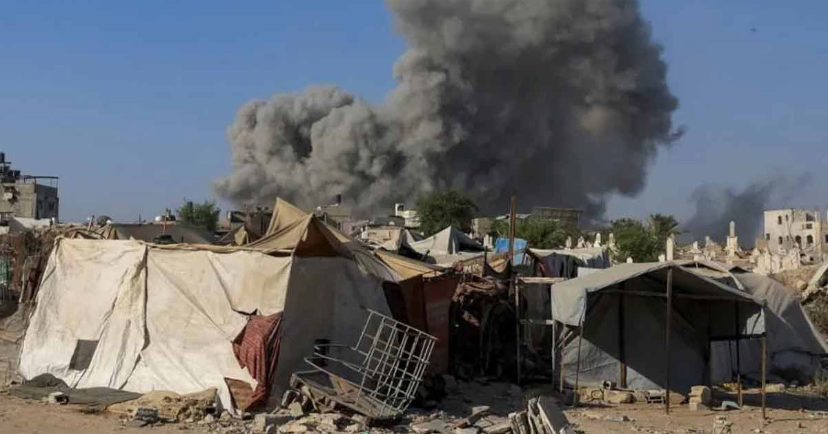 গাজায় ইসরায়েলি হামলায় নিহত কমপক্ষে ৬১