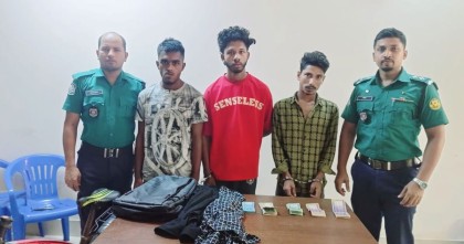 ধানমন্ডিতে দস্যুতার ঘটনায় আলামতসহ তিনজন গ্রেপ্তার
