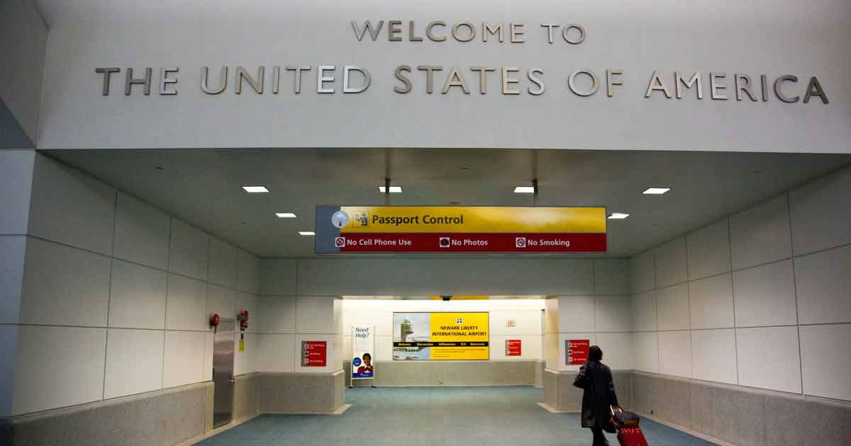 যুক্তরাষ্ট্রে কমছে বিদেশি পর্যটক