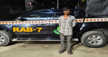 র‍্যাবের অভিযানে ফেনী থেকে পলাতক আসামী বাবু গ্রেপ্তার