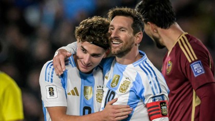 মেসির জোড়া গোলের পর আর্জেন্টিনার বড় জয়