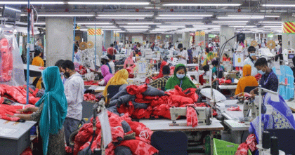 ব্যাংকিং সমস্যার কারণে ৪০০ পোশাক কারখানায় উৎপাদন বন্ধ