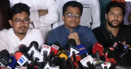 জরুরী সংবাদ সম্মেলনে সাদিক কায়েম ও ফরহাদ