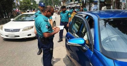 ট্রাফিক আইন লঙ্ঘনে ডিএমপির ২২৬০ মামলা