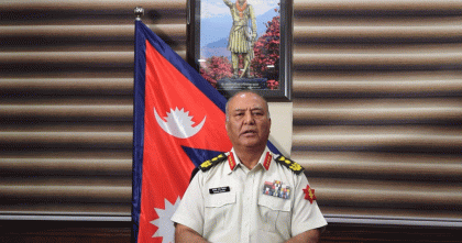 লুটপাট ও হামলা বন্ধের আহ্বান নেপালের সেনাপ্রধানের