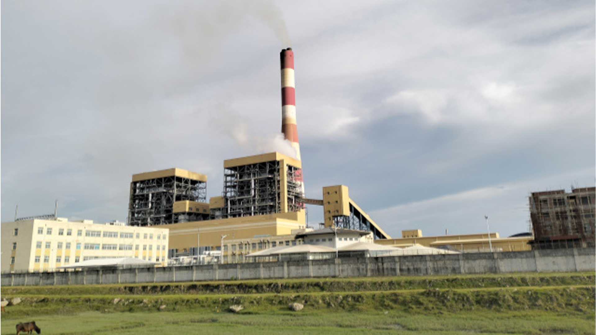 বাঁশখালীতে এস এস পাওয়ার প্ল্যান্ট জেটিঘাটে ড্রেজিং বন্ধে হাইকোর্টে রিট