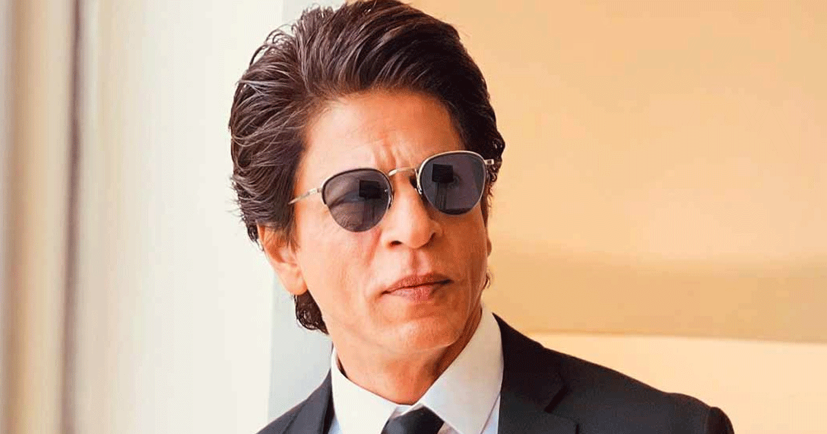 বন্যার্তদের পাশে শাহরুখ খান 