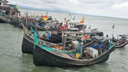 আরাকান আর্মির বেপরোয়া তান্ডবে দিশেহারা বাংলাদেশী জেলেরা