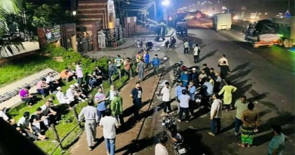 রাতে জাবির বিভিন্ন গেটে শিবির সমর্থকদের অবস্থান