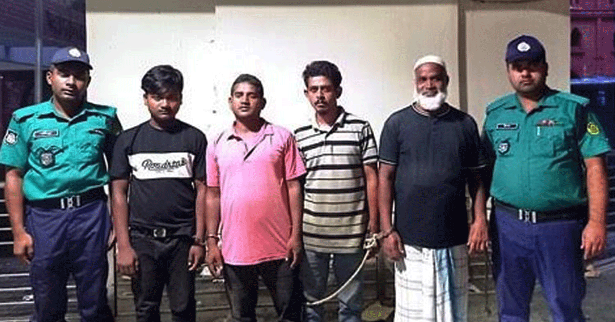 চট্টগ্রামে নিষিদ্ধ ছাত্রলীগের ৩০ সেকেন্ডের ঝটিকা মিছিল, গ্রেপ্তার চার