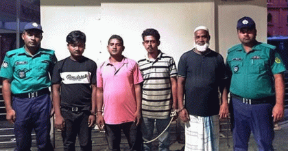 চট্টগ্রামে নিষিদ্ধ ছাত্রলীগের ৩০ সেকেন্ডের ঝটিকা মিছিল, গ্রেপ্তার চার