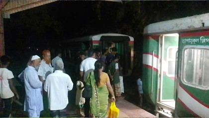 হুক ছিঁড়ে বিচ্ছিন্ন বগি, অল্পের জন্য দুর্ঘটনা এড়ালো বুড়িমারী এক্সপ্রেস