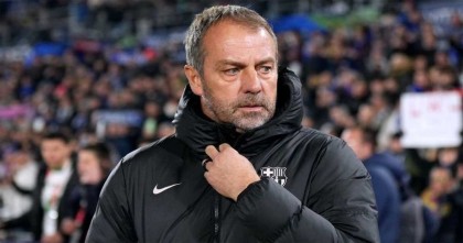 নিষেধাজ্ঞা থেকে মুক্তি পেলেন বার্সেলোনা কোচ