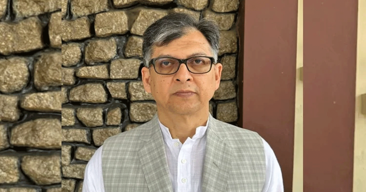 সংবিধানের উপরে সনদকে স্থান দেওয়া যাবে না: সালাহউদ্দিন আহমেদ