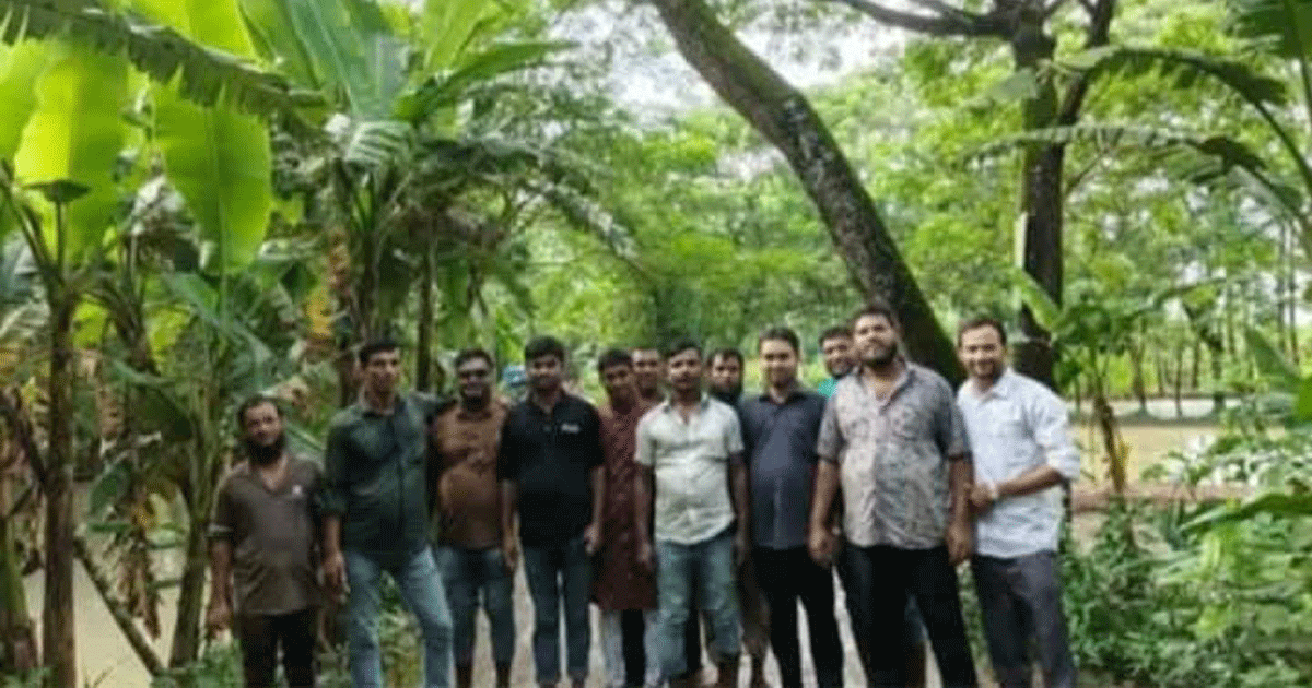 দাওয়াত না দেয়ায় মাদ্রাসার সব খাবার খেয়ে গেলেন বিএনপির নেতা-কর্মীরা