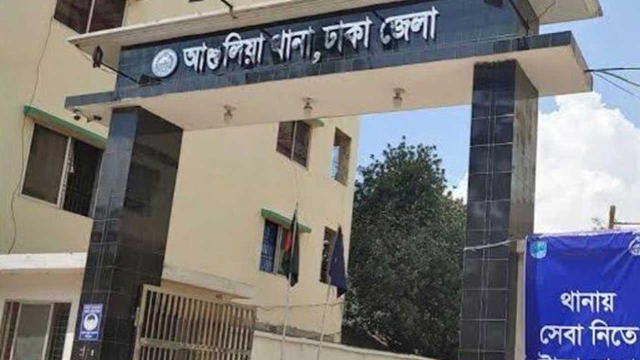 আশুলিয়ায় একই পরিবারের ৩ জনের মৃতদেহ উদ্ধার