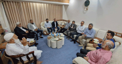 জামায়াত আমিরের সাথে দেশের শীর্ষ শিল্প মালিক প্রতিনিধিদের সাক্ষাৎ