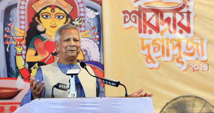 ঢাকেশ্বরী মন্দির পরিদর্শন প্রধান উপদেষ্টার