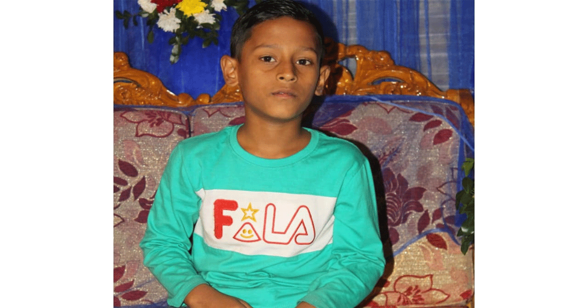 ফরিদপুর থেকে নিখোঁজ মাদ্রাসা ছাত্র স্বাধীনের সন্ধান চায় পরিবার