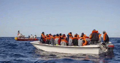 লিবিয়ার উপকূলে শরণার্থী বহনকারী নৌকায় আগুন; ৫০ জনের মৃত্যু