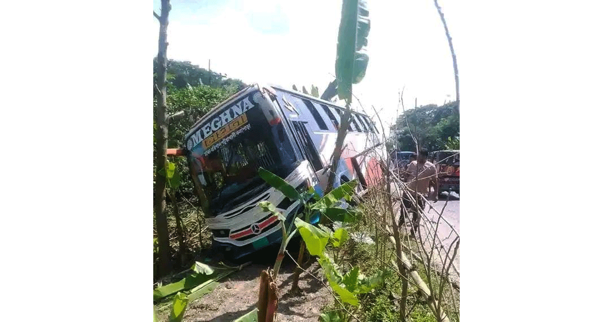 পটুয়াখালীতে বাস-মোটরসাইকেল সংঘর্ষে নিহত দুই, আহত এক
