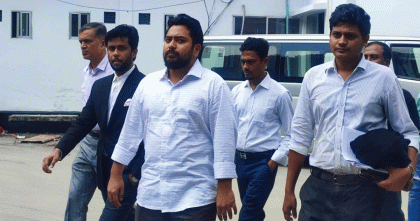 হাসিনার মামলায় দ্বিতীয় দিনের মতো ট্রাইব্যুনালে সাক্ষ্য দিচ্ছেন নাহিদ