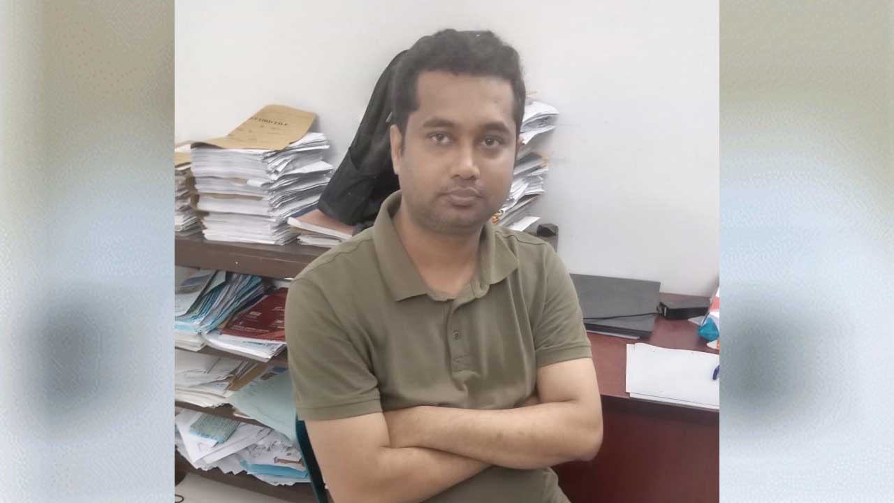 ছাত্রলীগের সাবেক সাধারন সম্পাদক ভারতের ইমিগ্রেশনে আটক