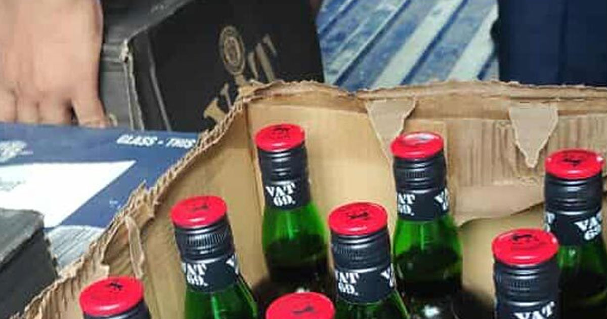 গুলশানে বিপুল পরিমাণ বিদেশি মদ জব্দ