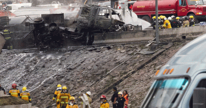 মেক্সিকোতে ট্যাংকার ট্রাক বিস্ফোরণে ২৫ জন নিহত