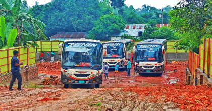 সিরাজগঞ্জে সরকারি জমিতে জেনিন সার্ভিসের গ্যারেজ নির্মাণের অভিযোগ