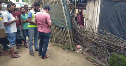 মেহেরপুরে দুটি বোমা সদৃশ্য বস্তু উদ্ধার