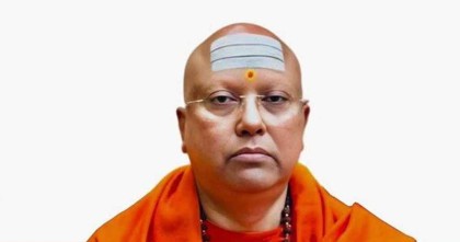 ১৭ ছাত্রীর শ্লীলতাহানি, ‘দিল্লির বাবাকে’খুঁজছে পুলিশ